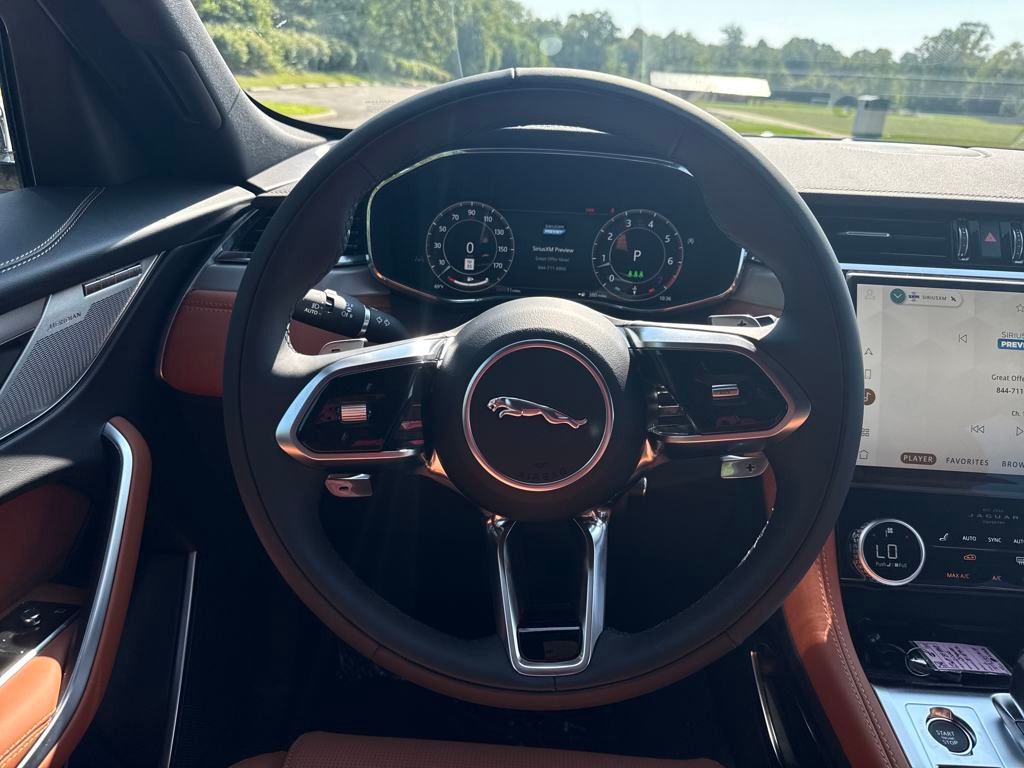2026 Jaguar F-PACE P250 R-Dynamic S photo 15