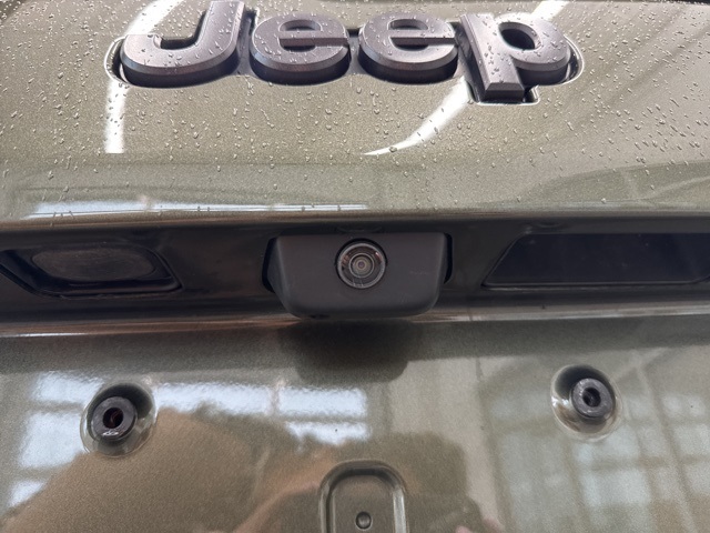 2021 Jeep Cherokee Latitude Lux photo 6