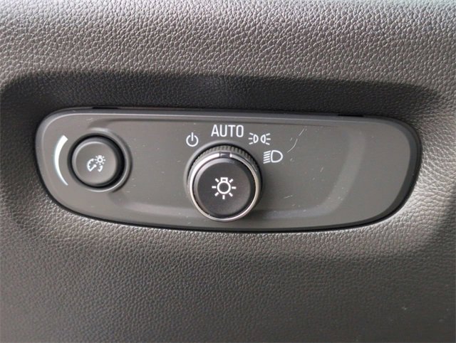 2023 Chevrolet Traverse LS photo 7
