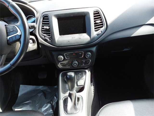 2020 Jeep Compass Latitude photo 10