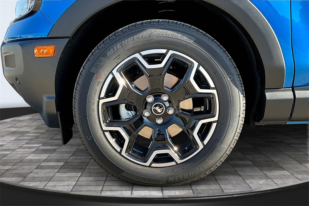 2025 Ford Bronco Sport Outer Banks photo 22