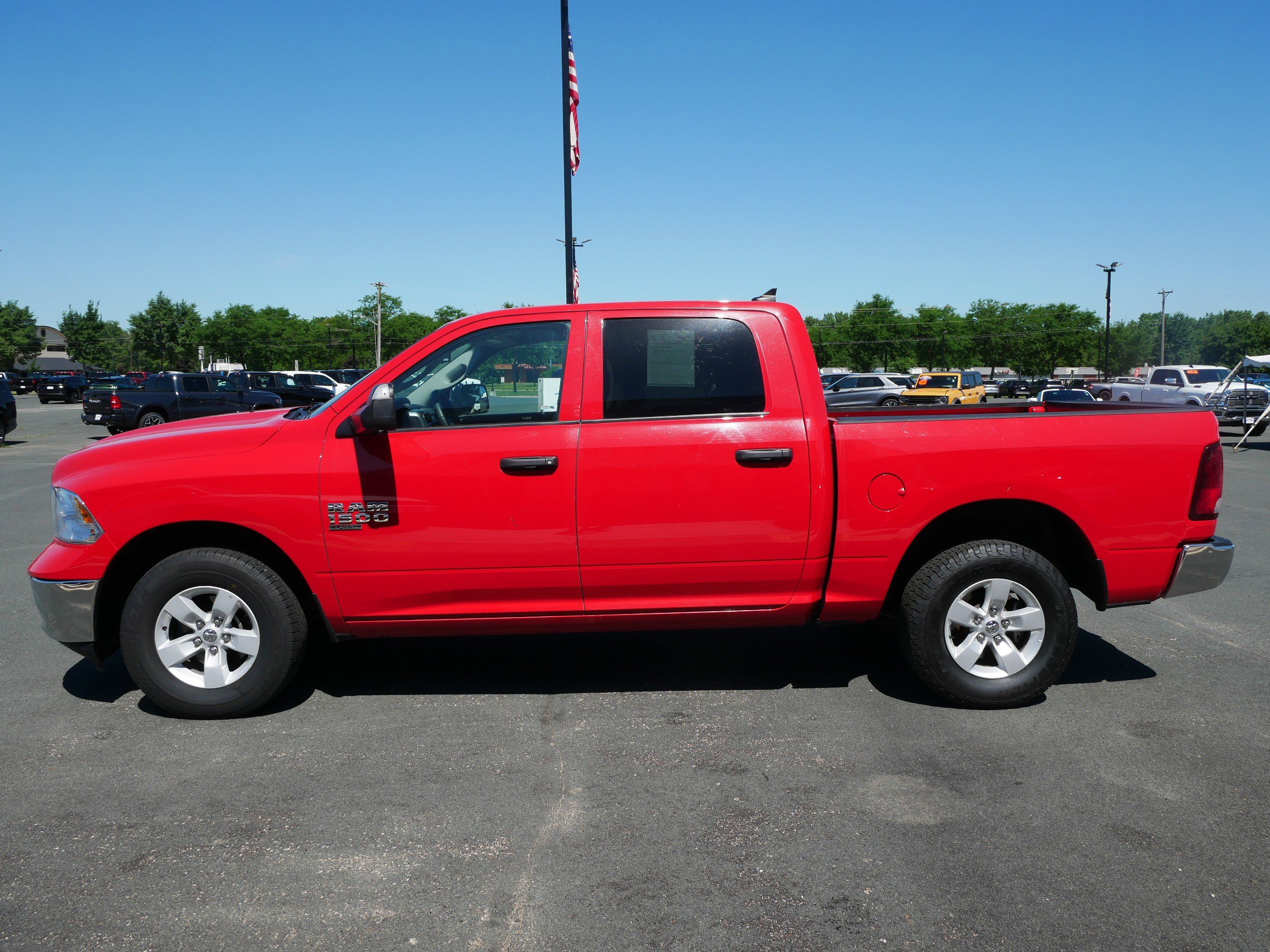 2023 Ram 1500 Classic SLT photo 5
