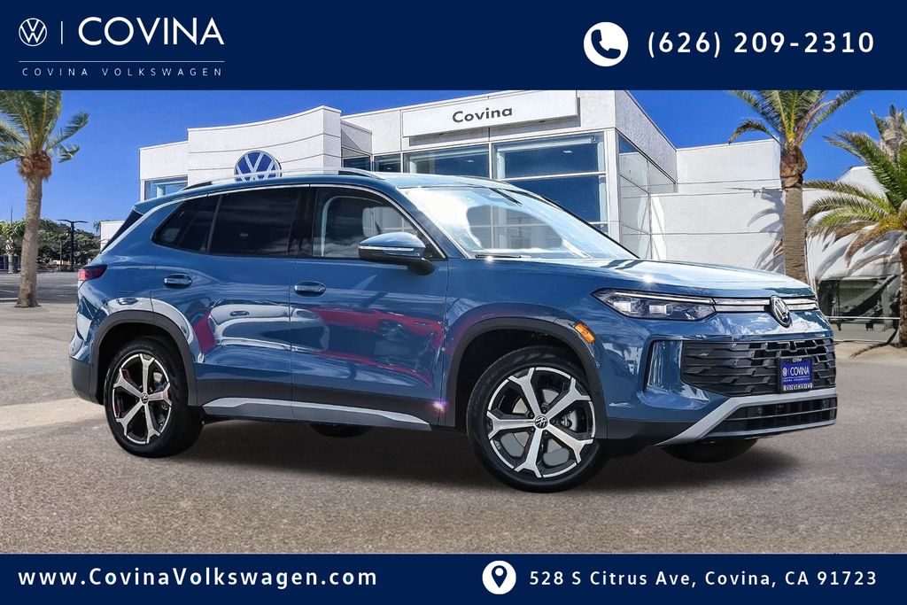 2026 Volkswagen Tiguan SE's photo