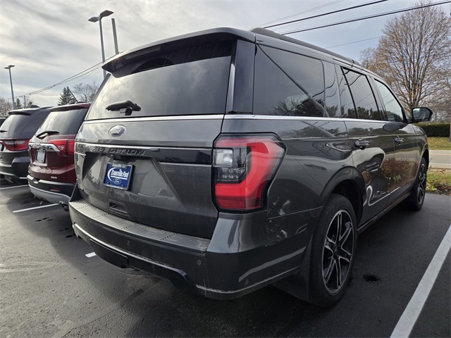 2021 Ford Expedition Limited photo 2