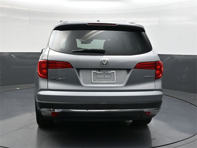 2016 Honda Pilot Touring photo 4