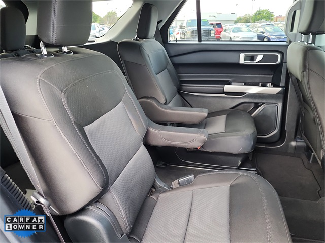 2023 Ford Explorer XLT photo 22