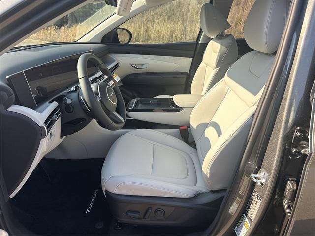 2025 Hyundai Tucson Hybrid SEL Convenience photo 9