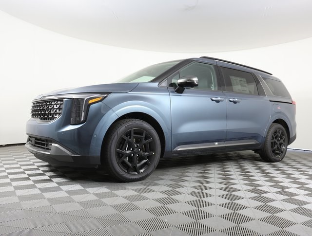 2026 Kia Carnival SX's photo