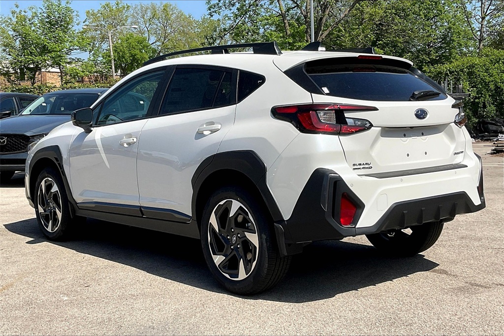 2025 Subaru Crosstrek Limited photo 2