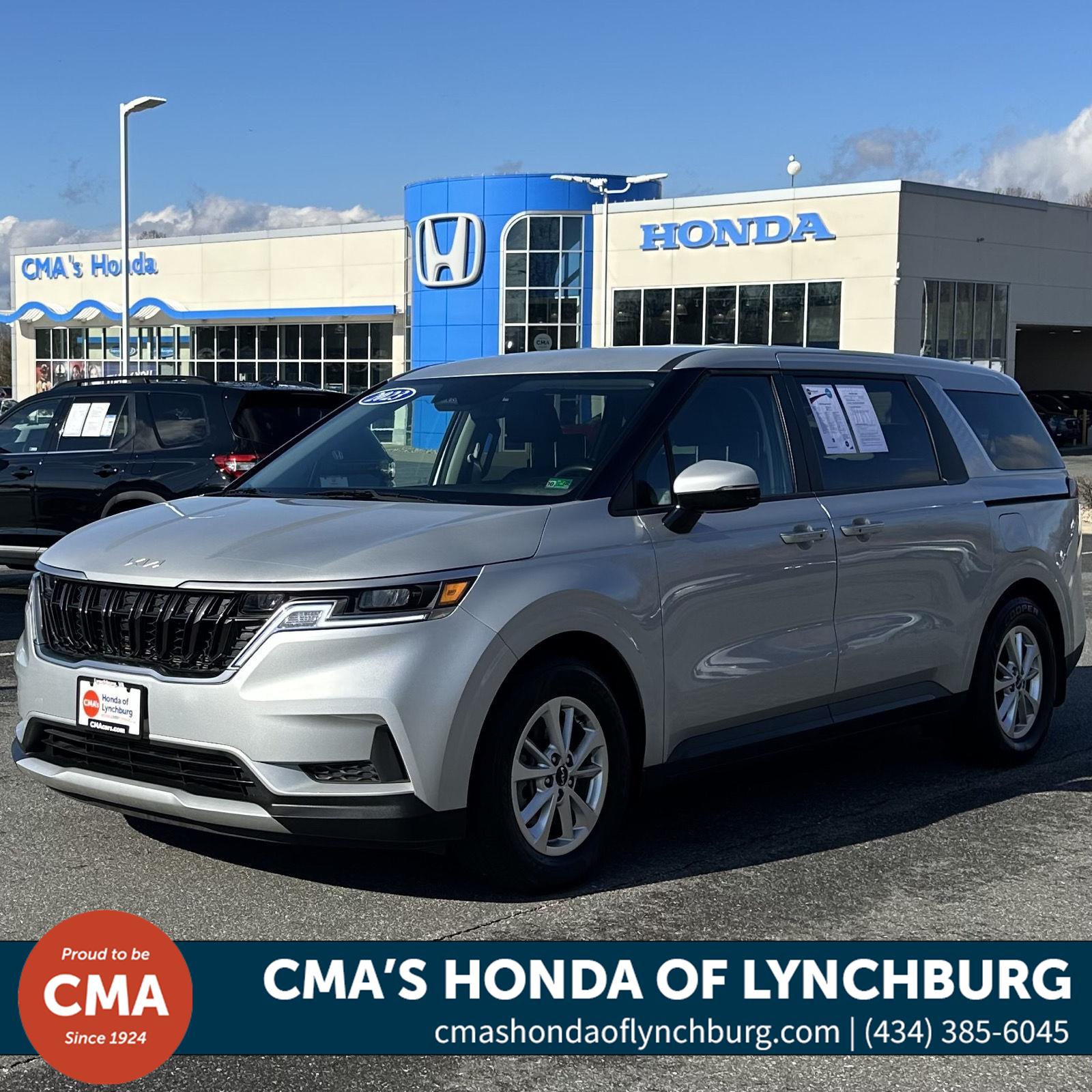 2023 Kia Carnival LX Seat Pkg's photo