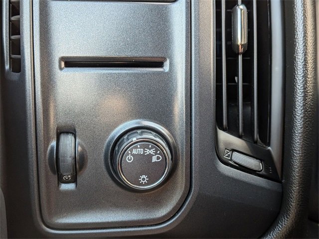 2018 Chevrolet Silverado 1500 Work Truck photo 17