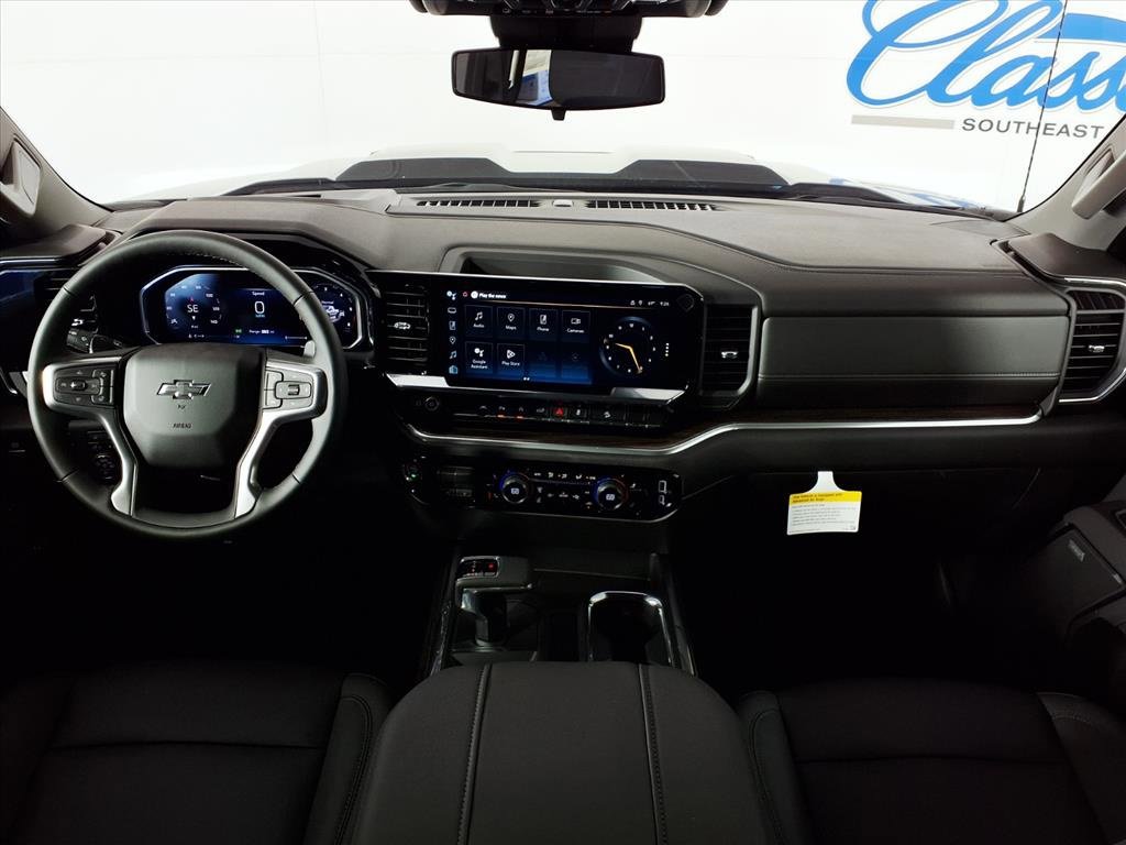 2026 Chevrolet Silverado 1500 LT Trail Boss photo 3