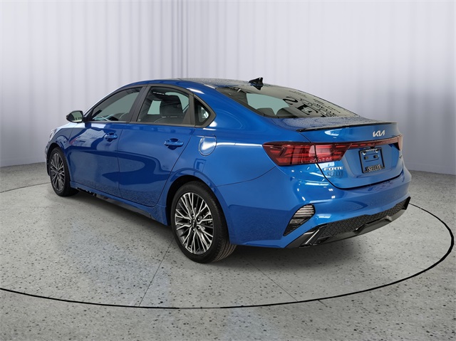 2024 Kia Forte GT-Line photo 4