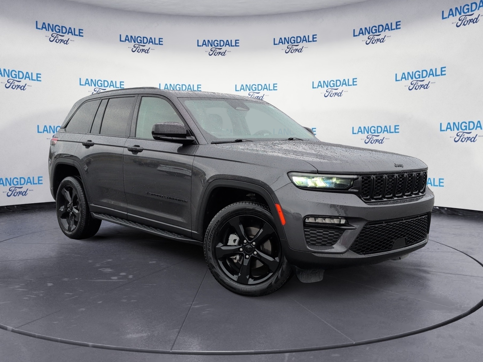 2018 Jeep Grand Cherokee Limited's photo