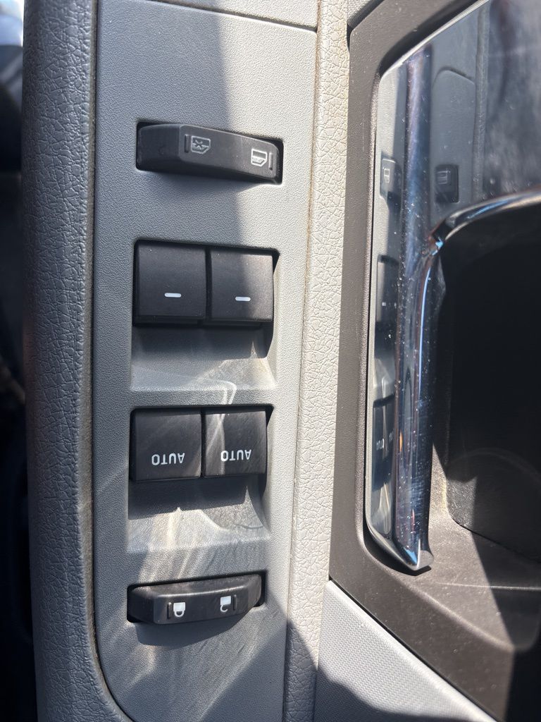 2012 Ford F-150 XLT photo 16