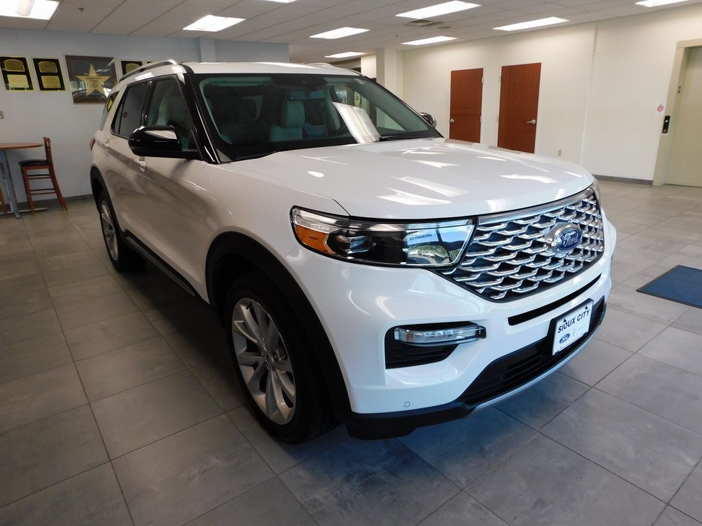 2023 Ford Explorer Platinum photo 4