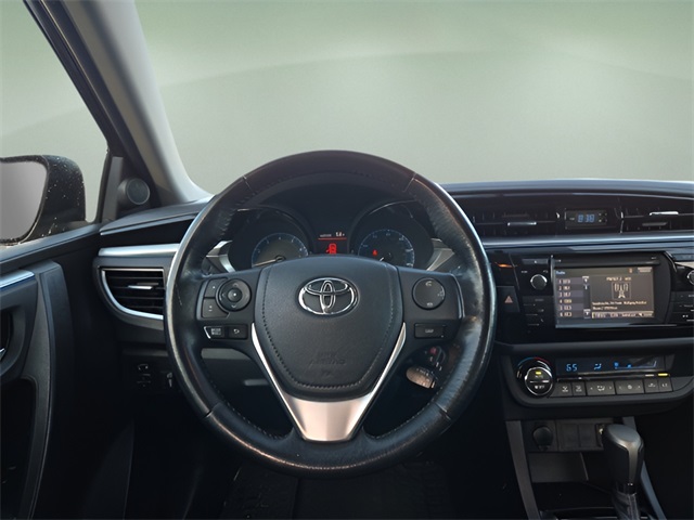 2014 Toyota Corolla Plus photo 12