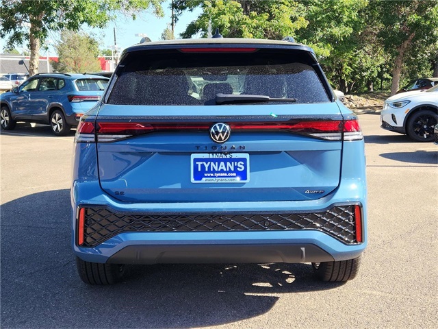 2025 Volkswagen Tiguan SE R-Line Black photo 4