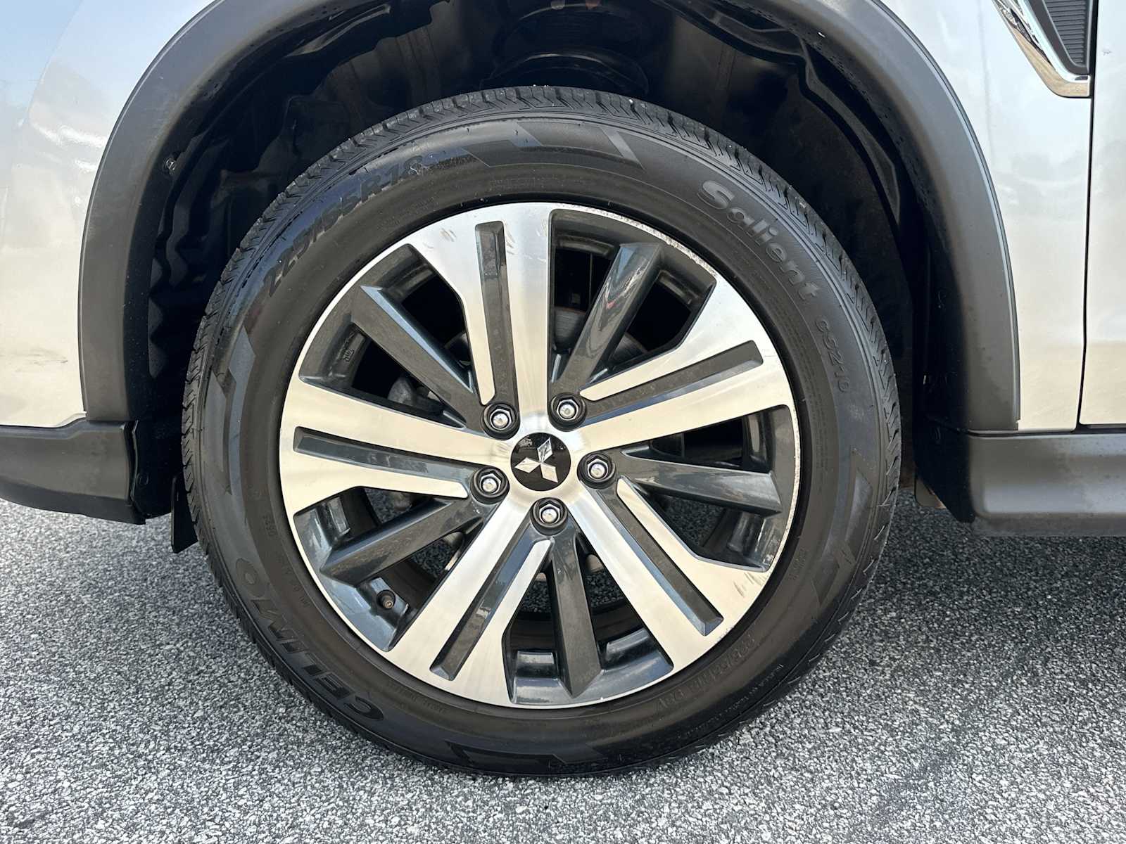 2023 Mitsubishi Outlander Sport SE photo 10