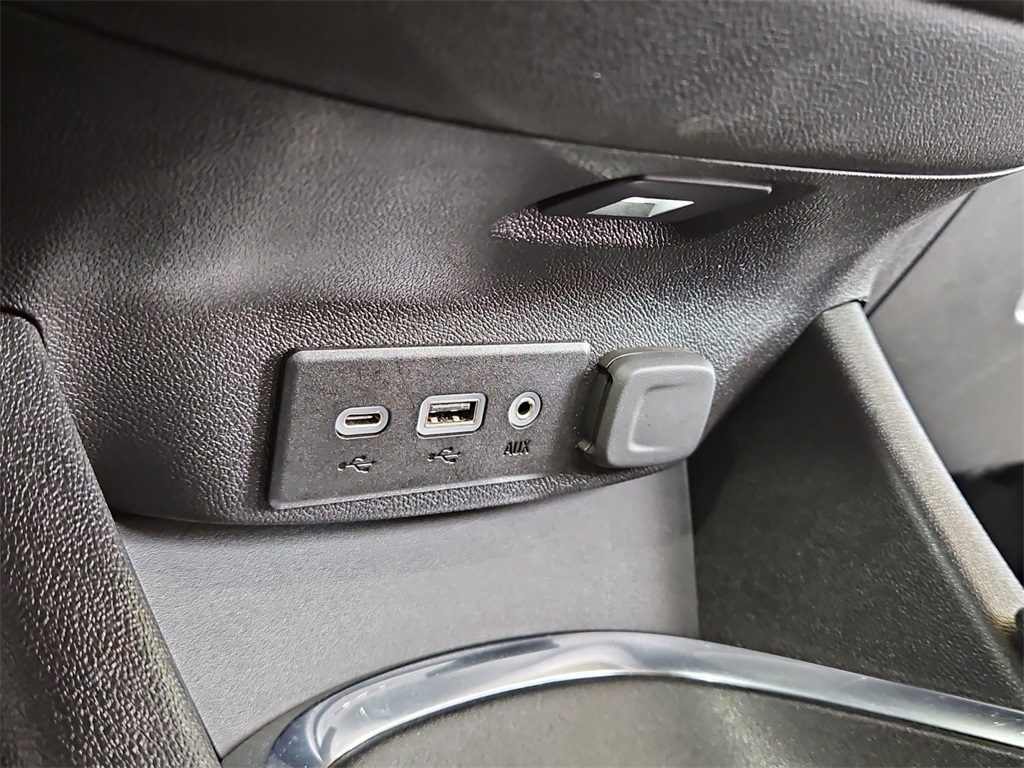 2023 Chevrolet Malibu 1LT photo 22
