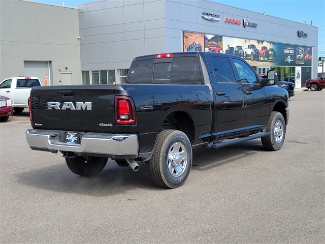 2025 Ram 2500 Tradesman photo 4