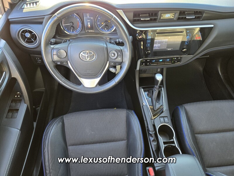 2018 Toyota Corolla L photo 12