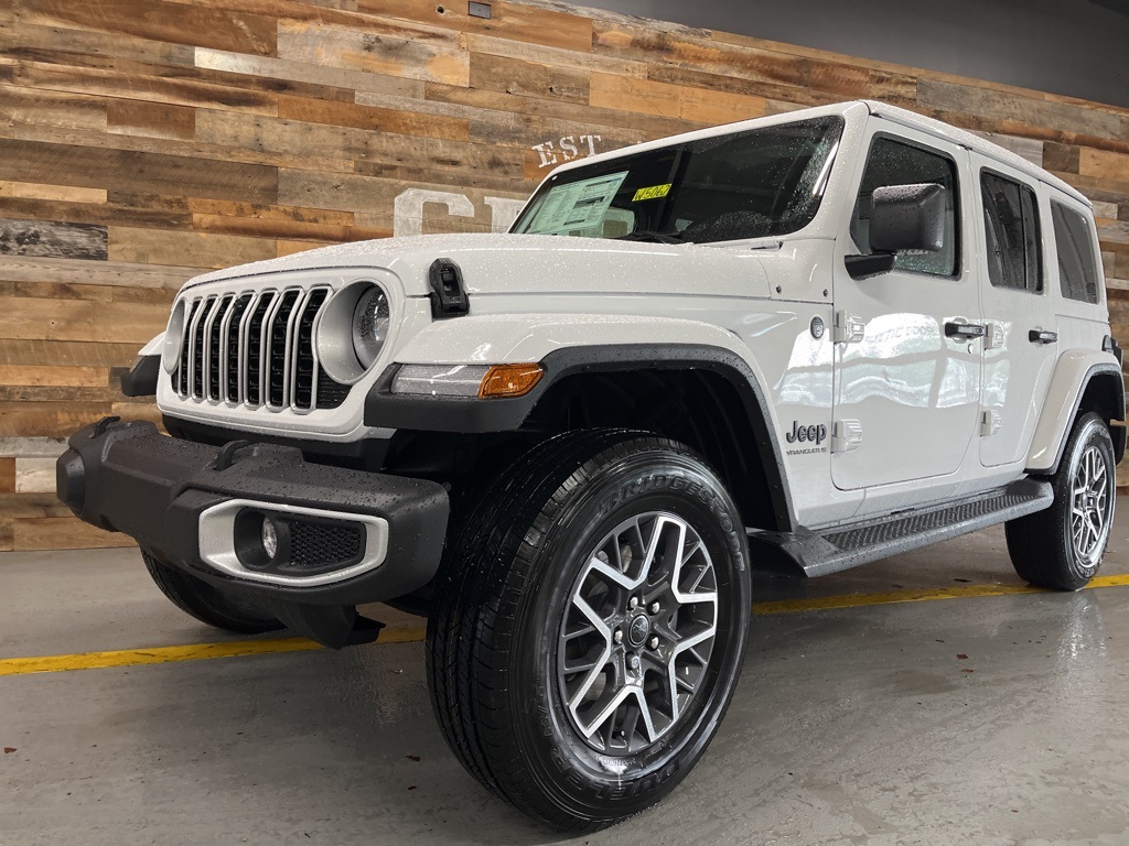 2026 Jeep Wrangler Unlimited Sahara photo 4