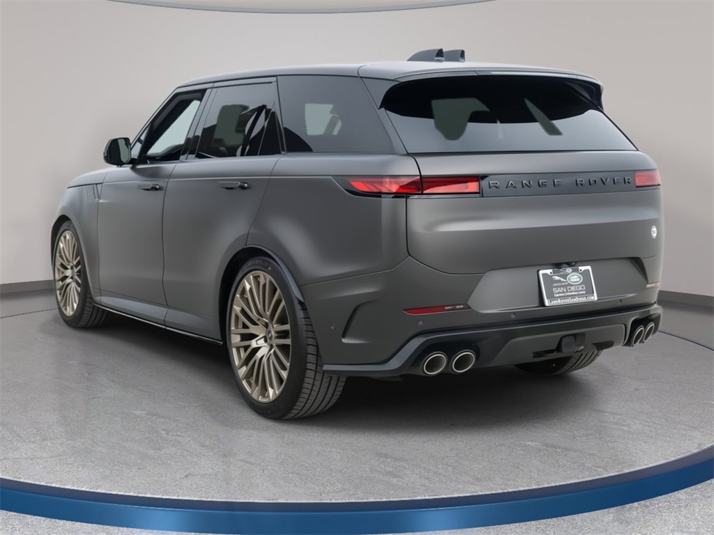 2025 Land Rover Range Rover Sport photo 2