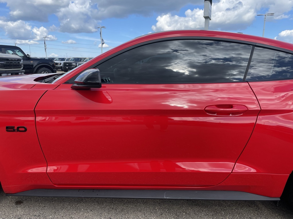2021 Ford Mustang GT photo 28