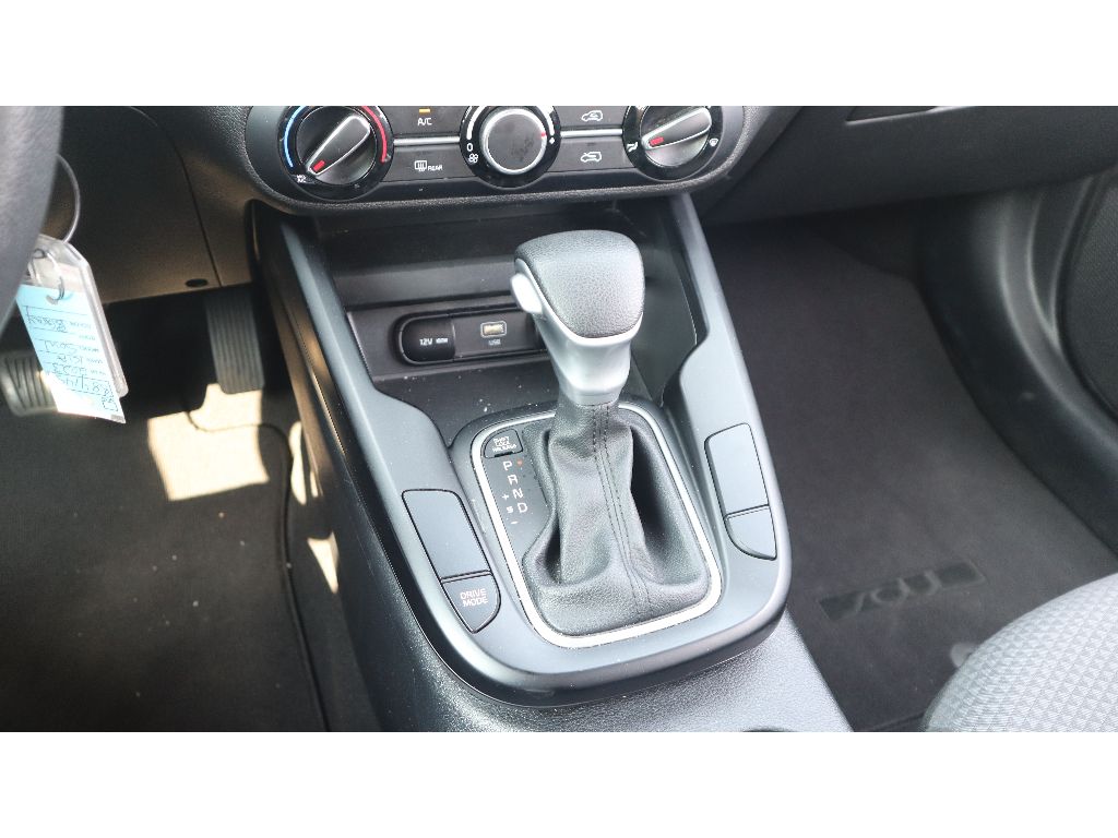 2023 Kia Soul LX photo 16