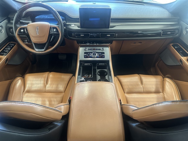 2020 Lincoln Aviator Black Label photo 16