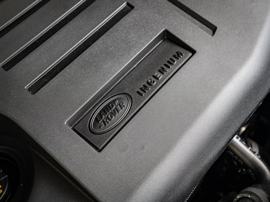 2025 Land Rover Discovery Metropolitan Edition photo 29