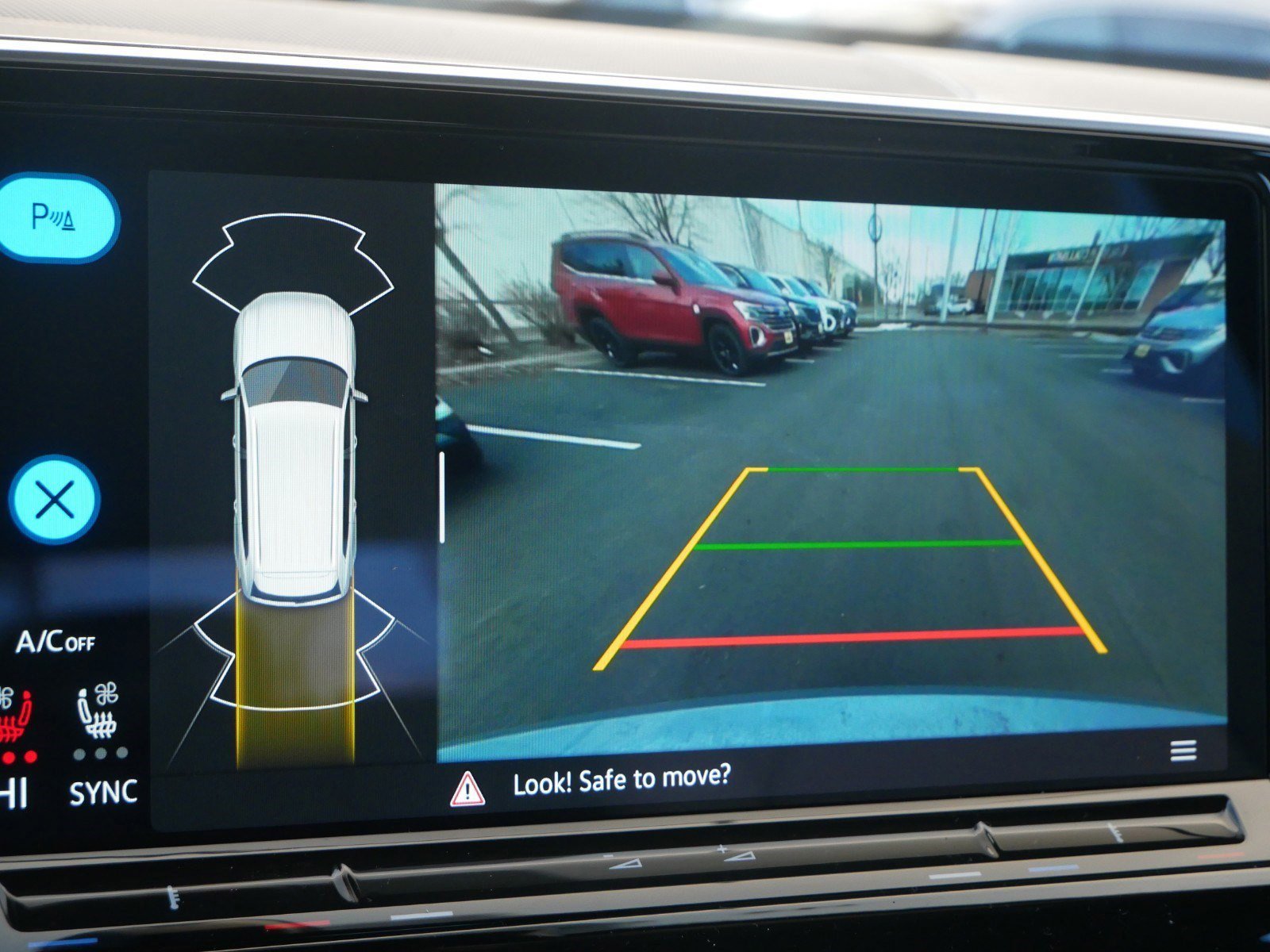 2025 Volkswagen Atlas SE Technology photo 9
