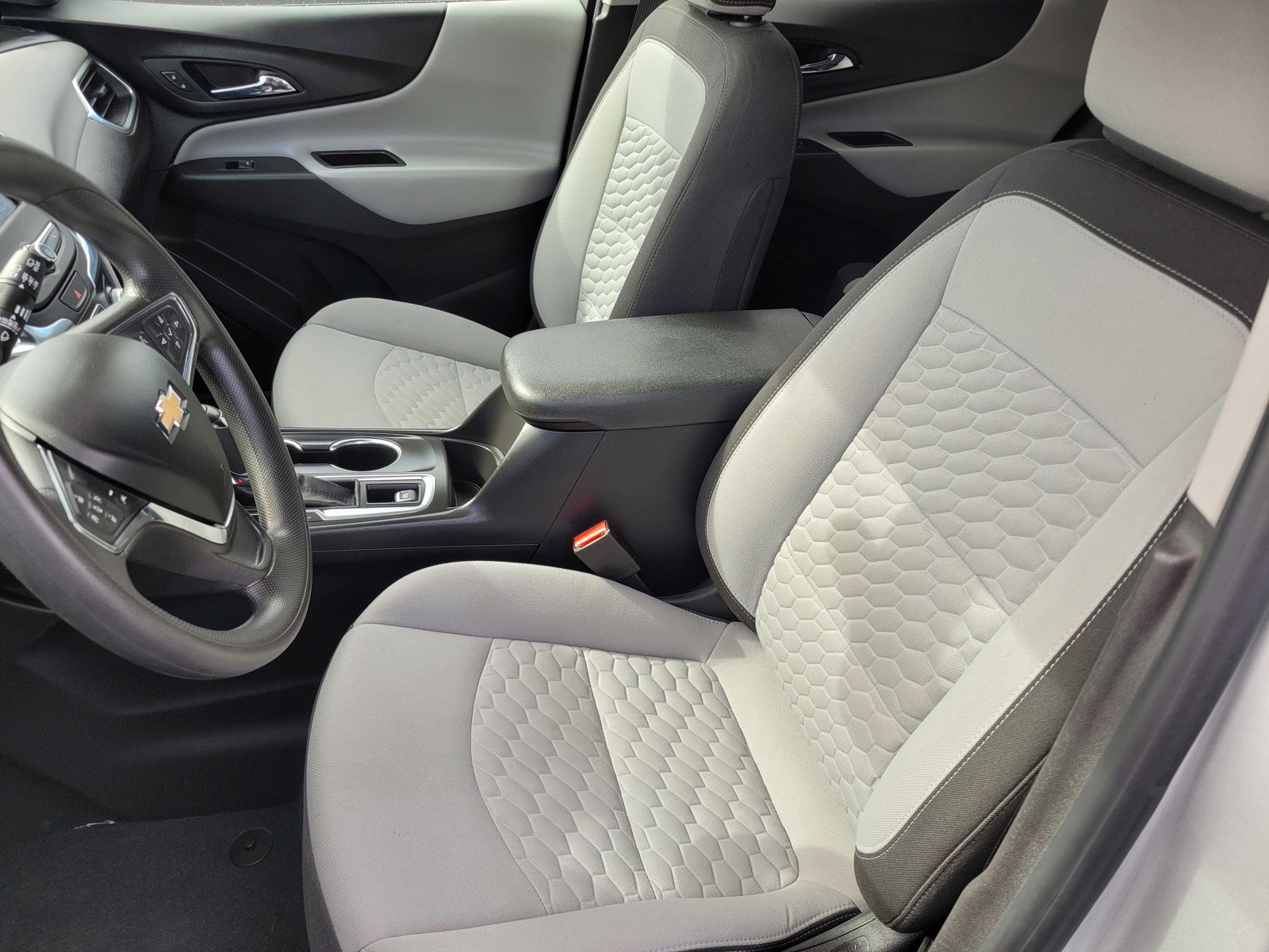 2021 Chevrolet Equinox LS photo 15
