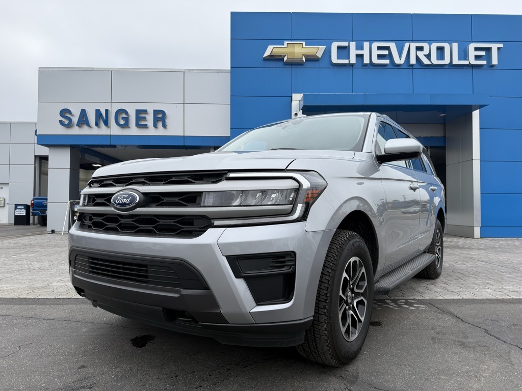 2024 Ford Expedition XLT photo 3