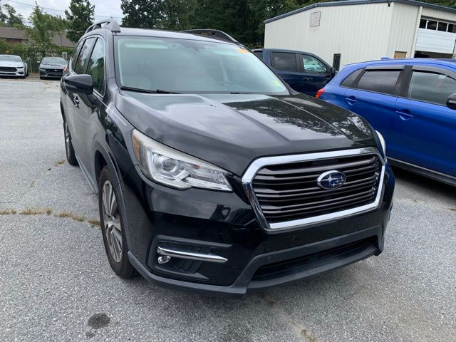 2019 Subaru Ascent Limited photo 3