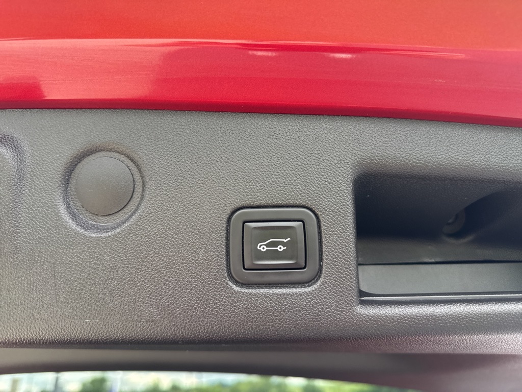 2023 Chevrolet Equinox Premier photo 22