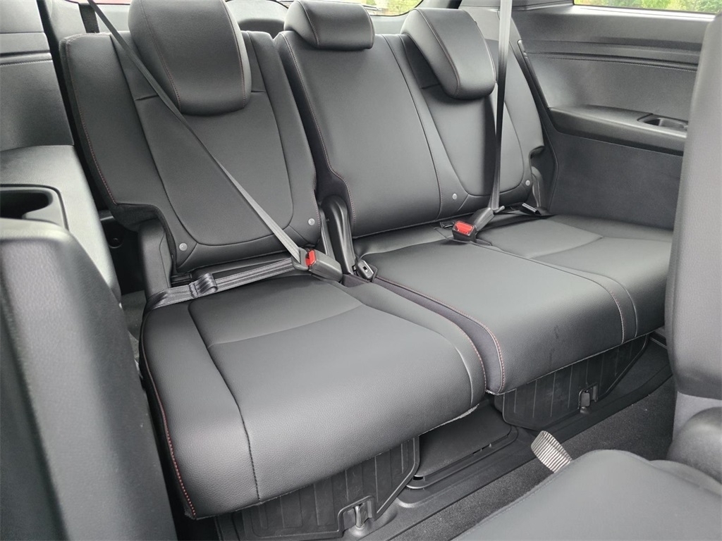 2026 Honda Odyssey photo 18
