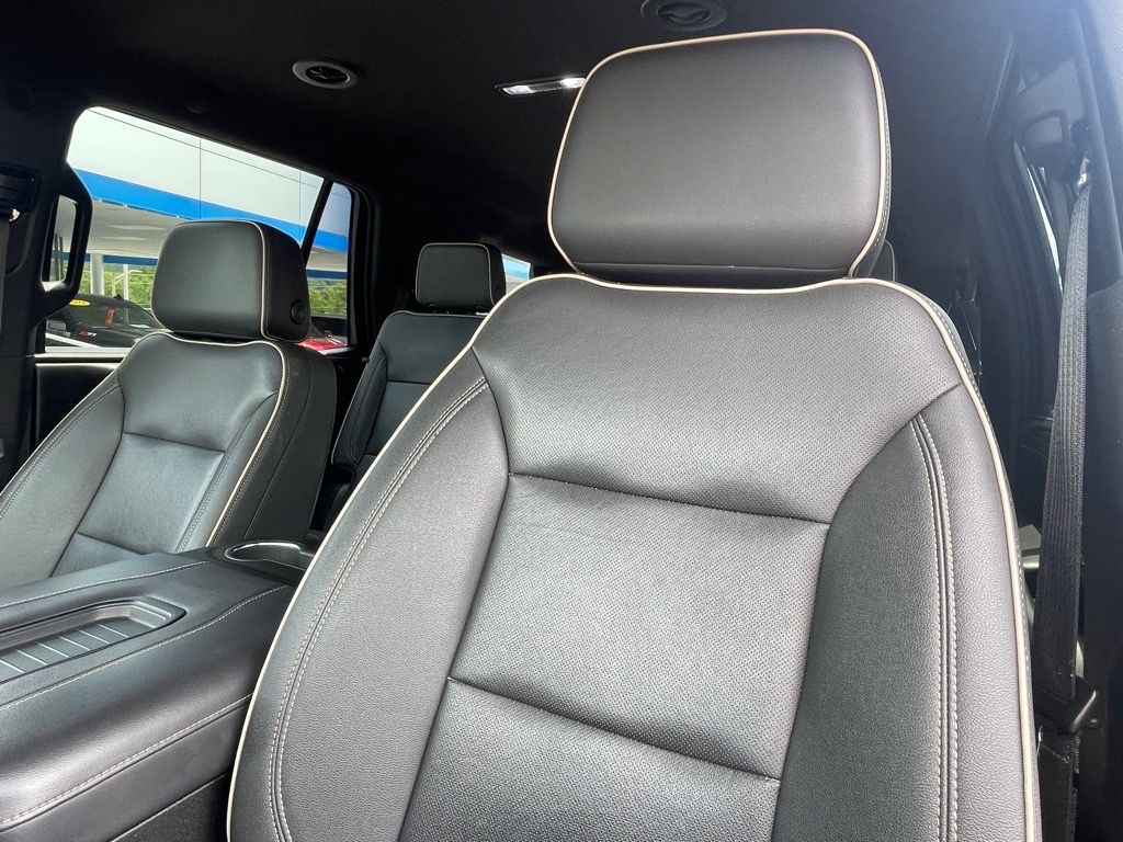 Used 2023 Midnight Blue Metallic Chevrolet Premier image 20