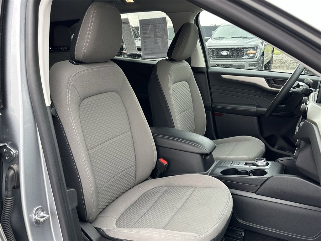 2022 Ford Escape SE photo 29