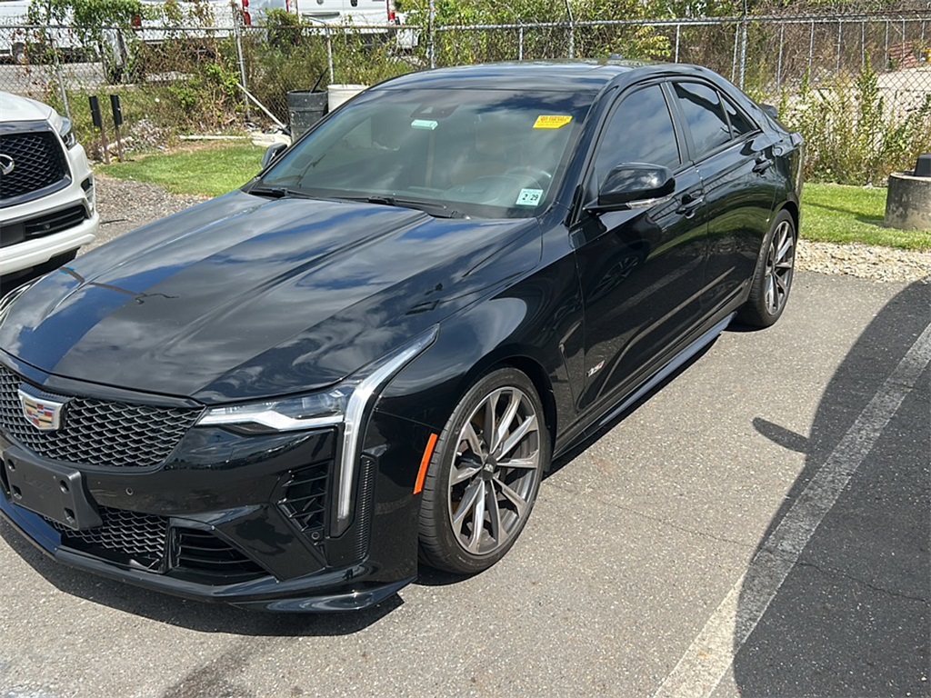 2023 Cadillac CT4 Blackwing photo 3
