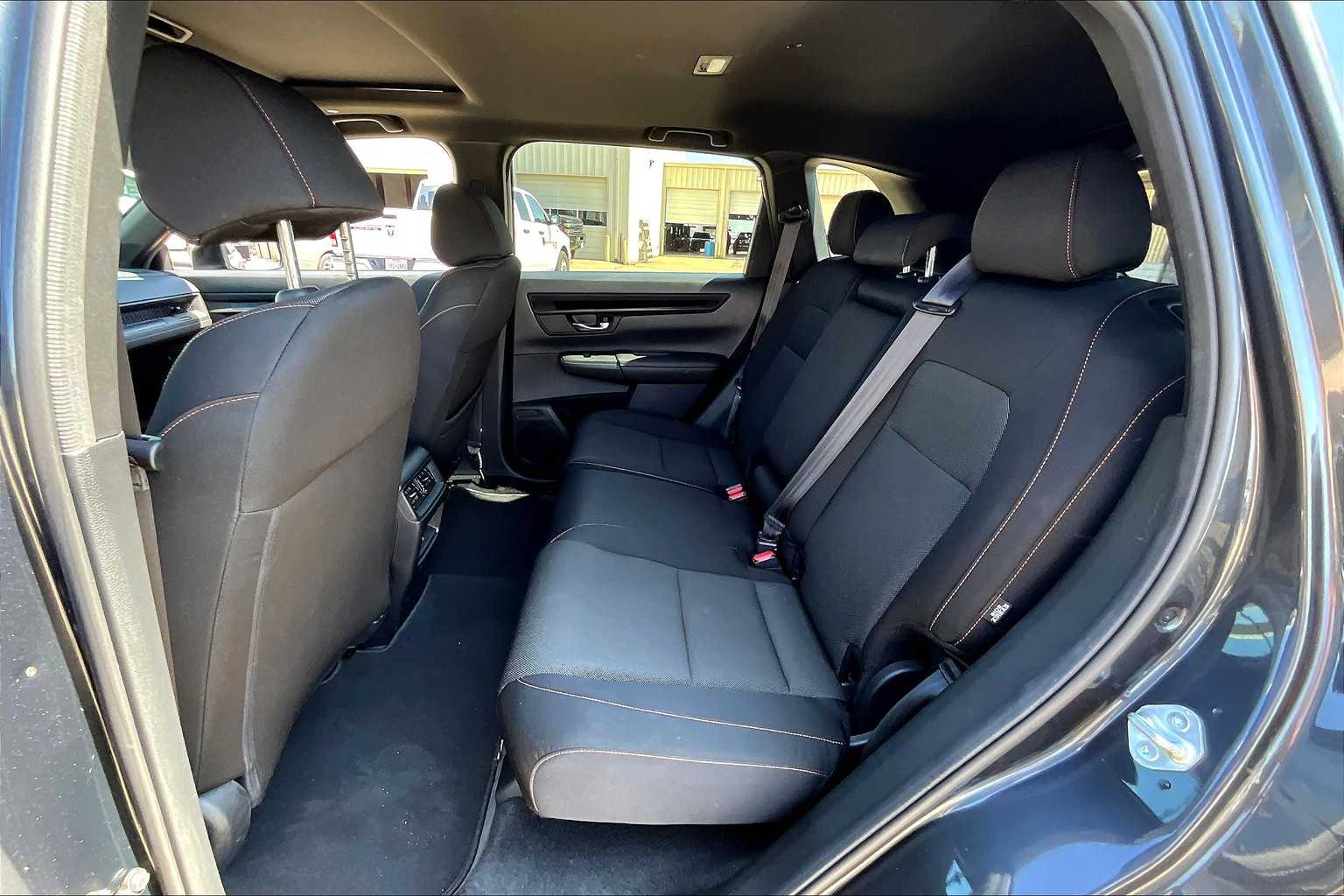 2024 Honda CR-V Hybrid Sport photo 17