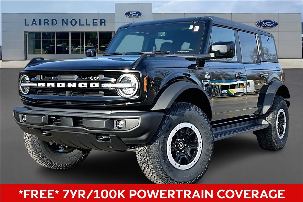 2025 Ford Bronco 4-Door Outer Banks's photo