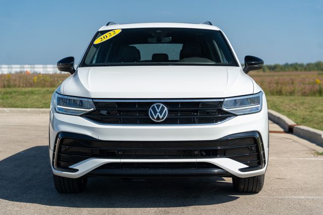 2022 Volkswagen Tiguan SE R-Line Black photo 2