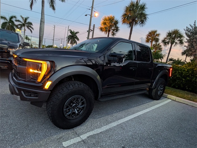 2022 Ford F-150 Raptor photo 4