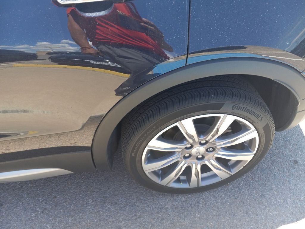 2023 Cadillac XT4 Premium Luxury photo 13