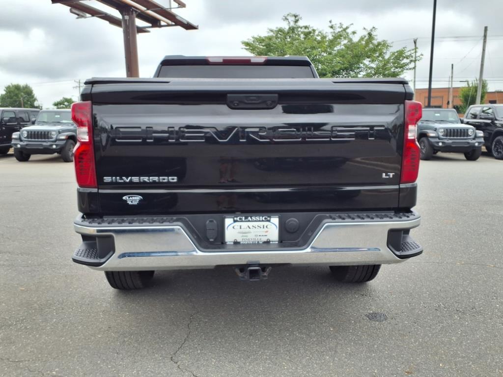 2022 Chevrolet Silverado 1500 LT photo 18