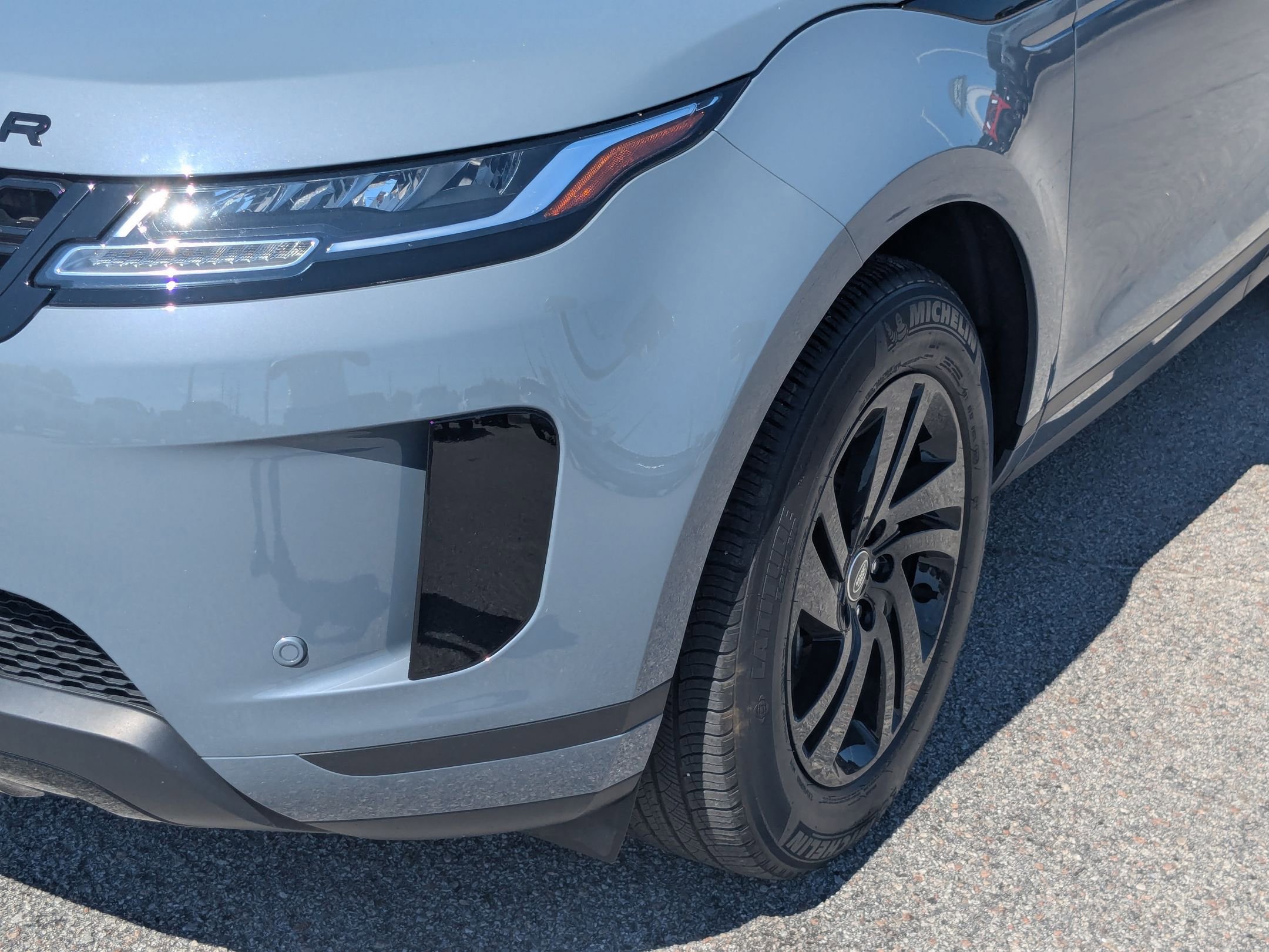 2023 Land Rover Range Rover Evoque S photo 7