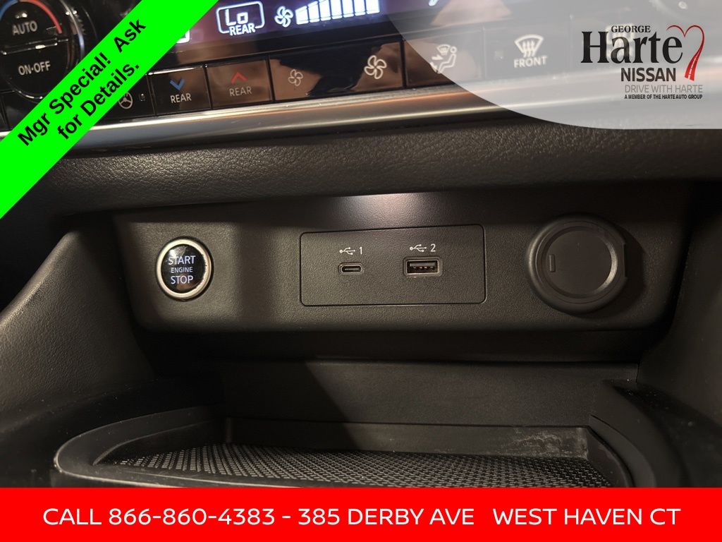 2021 Nissan Rogue SL photo 11