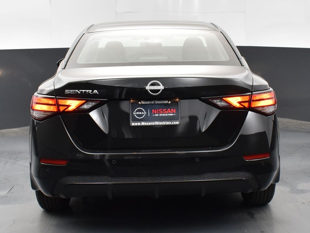 2025 Nissan Sentra S photo 4